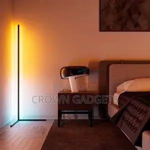 Dimmable Standing Lamp With Remote Control