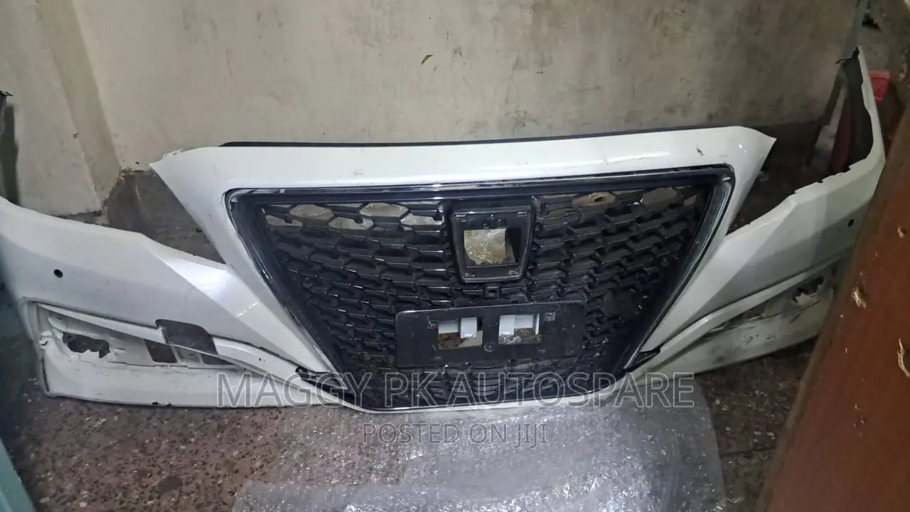 Front Bumper Crown 2018 Hybrid