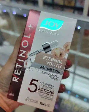 Retinol Serum Reduce Fine Lines and Wrinkles Plump Skin