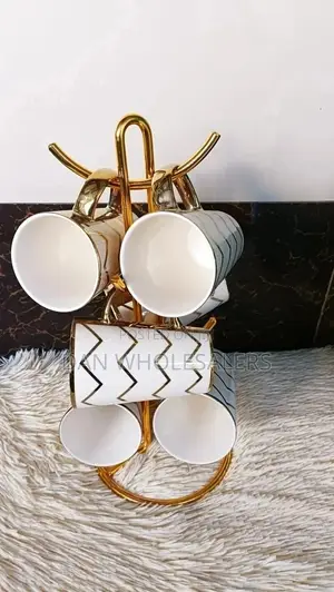 6pc Tea Cups Gold