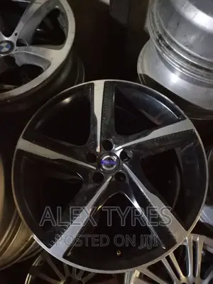 Size 20 Inches Volvo Alloy Japan Rims Set