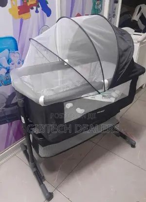 Baby Co-Sleeper Bassinet/Baby Co-Sleeper Bassinet