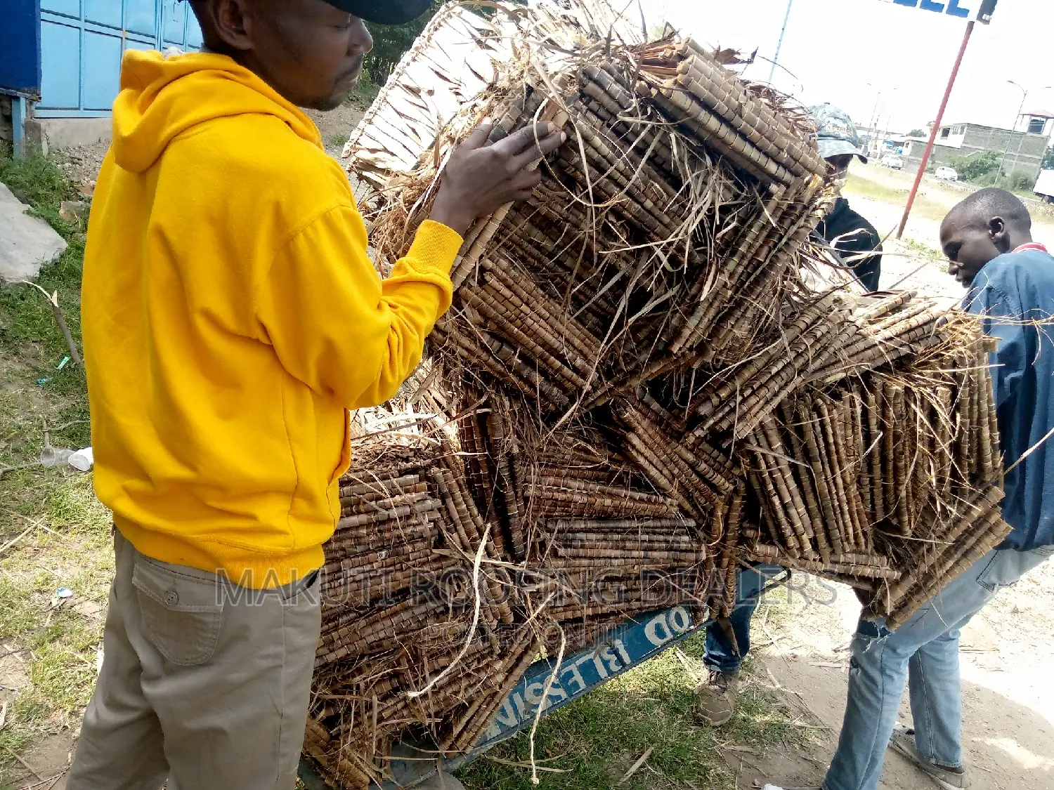 Makuti Delivery and Roofing Construction