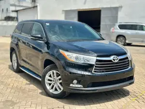 Toyota Kluger 2016 Black