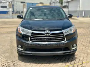 Toyota Kluger 2016 Black