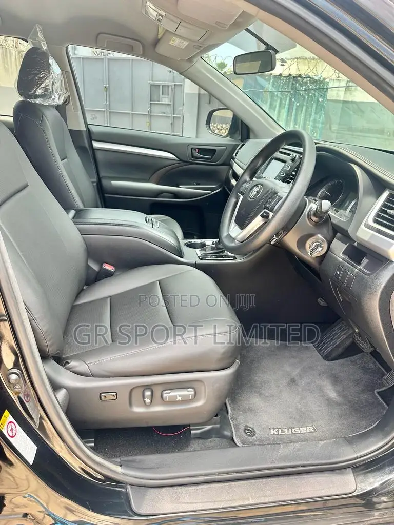 Toyota Kluger 2016 Black