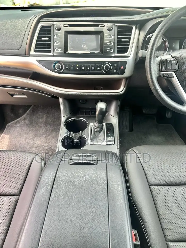 Toyota Kluger 2016 Black
