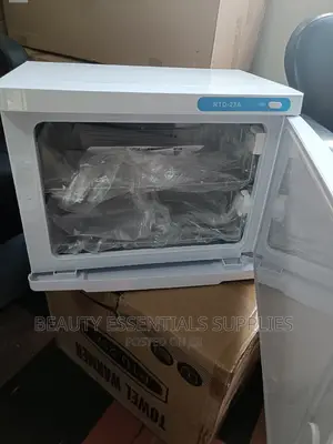 Towel Warmer/ Hot Towel Cabinet