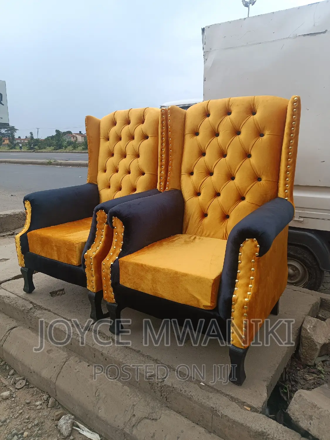 Pedicure Seats, Stylish and Unique.
