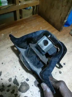 Engine Mounting Belta