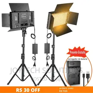Pro Led : Pro Led 800plus With Tripod and Two Batteries