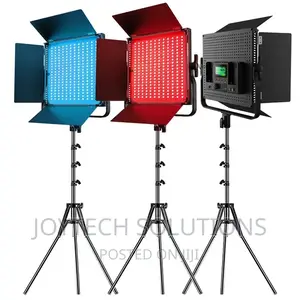 Professional RGB Led 800 With Remote