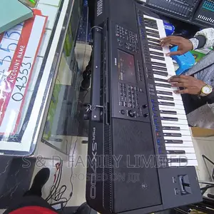 Yamaha SX-700 Electronic Keyboard