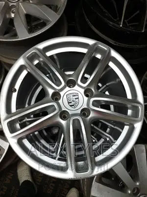Size 19 Inches Porsche Alloy Japan Rims Set