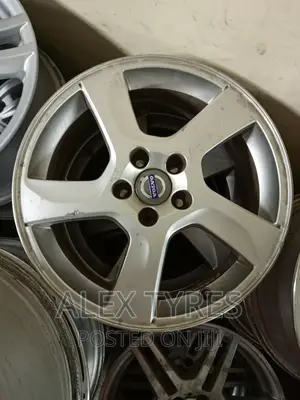 Size 17 Inches Volvo Alloy Japan Rims Set