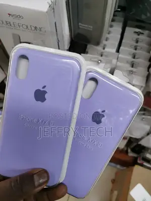 iPhone X/Xs Silicone Purple Case