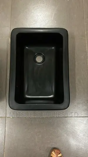 Laboratory Sink Fibre Black 12x12x5"