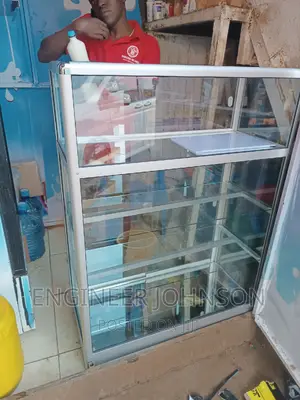 Cosmetic Displays