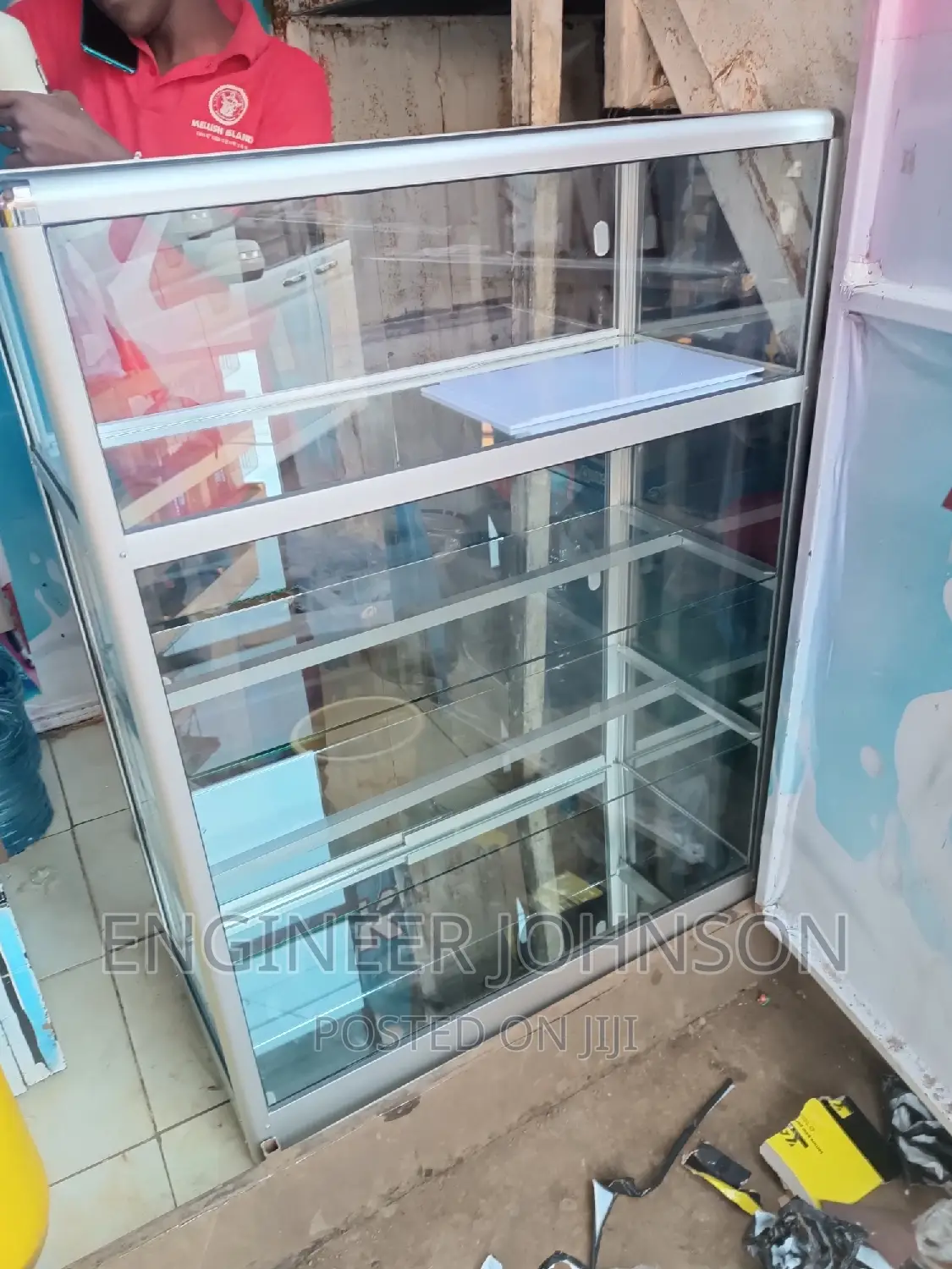 Cosmetic Displays