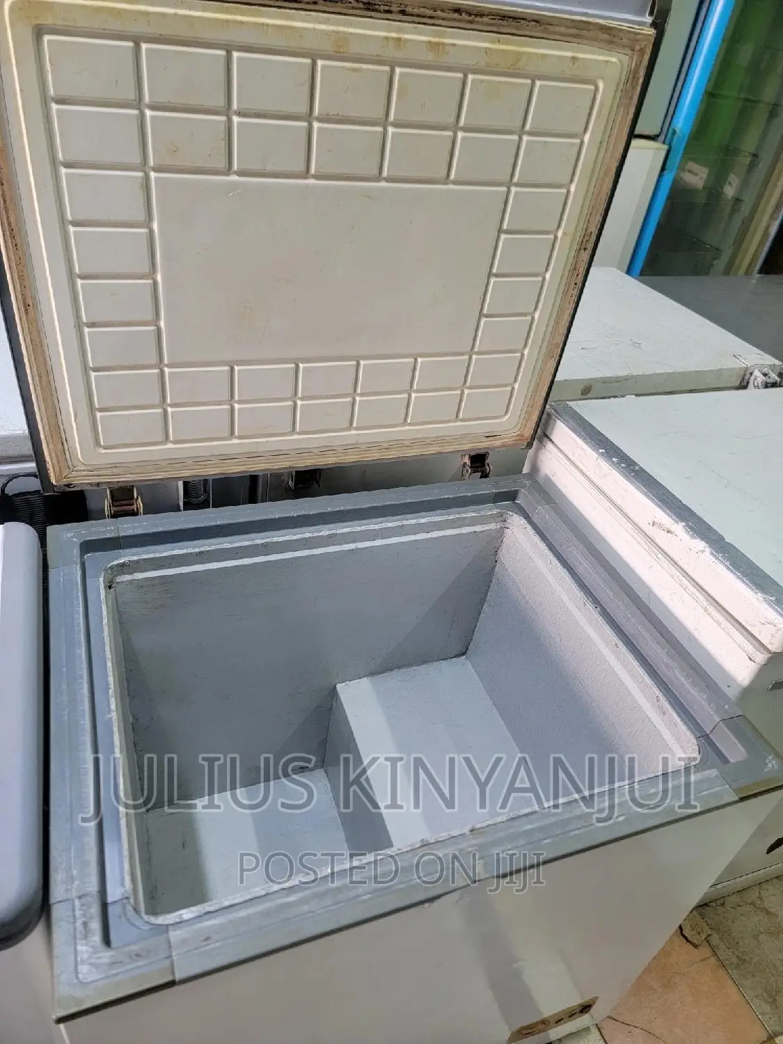 Deep Freezer 250 Litres