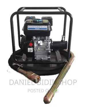 Kato Germany Poker Vibrator 45mm Shaft 8hp Engine.