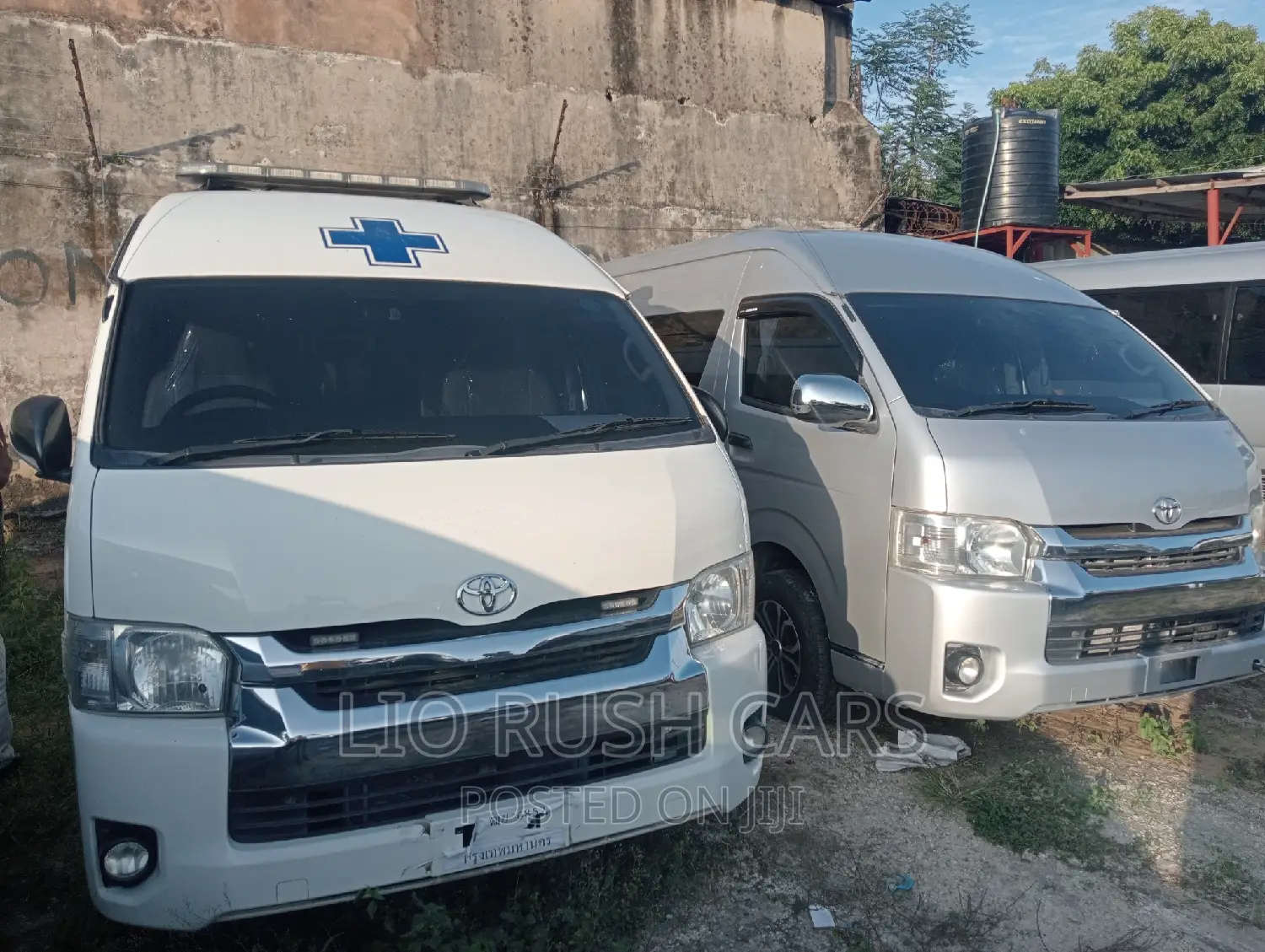 Toyota HiAce 2016 White