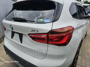 BMW X1 xDrive28i AWD 2016 Off white