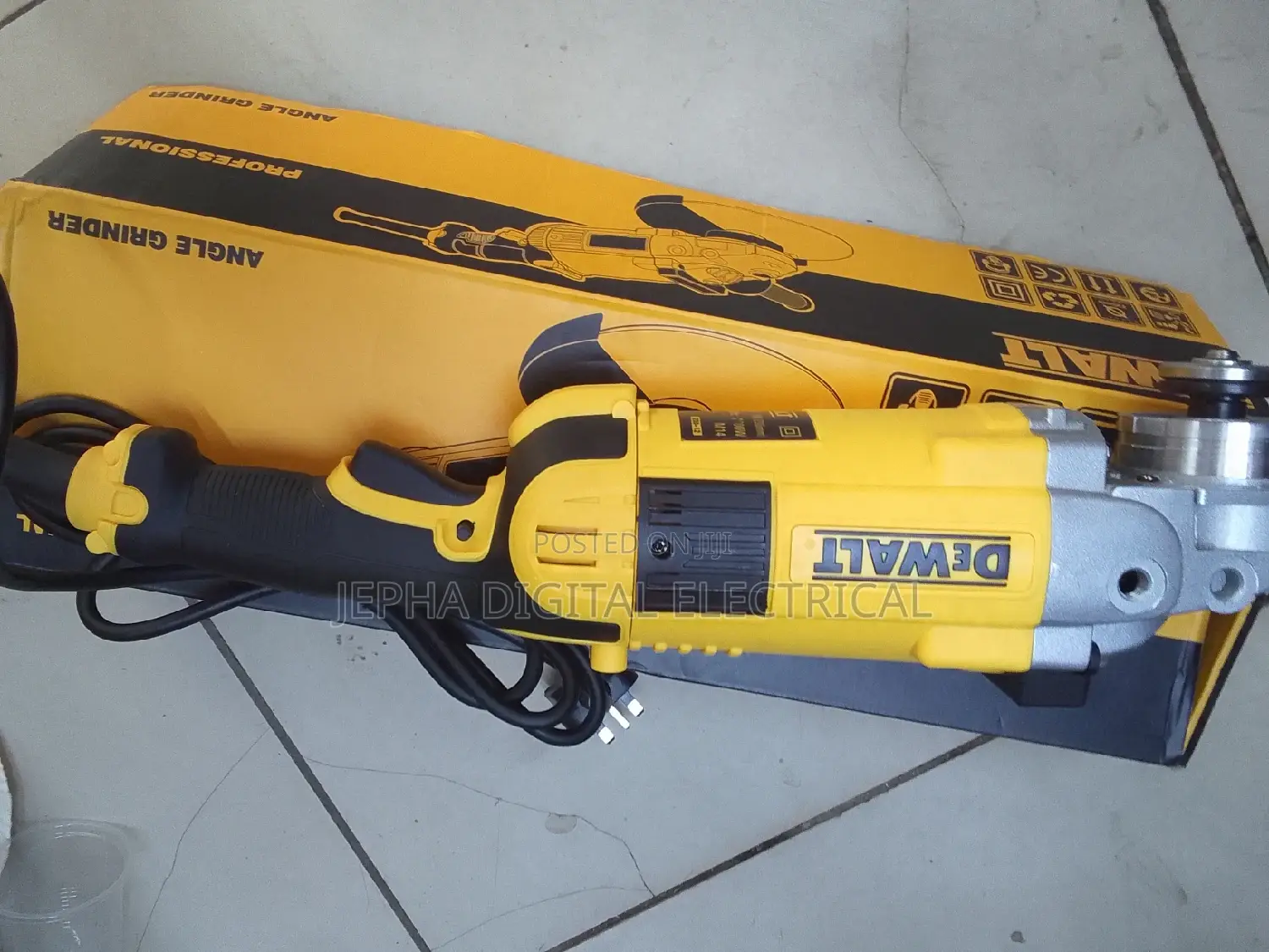 Dewalt Angle Grinder 9inch.