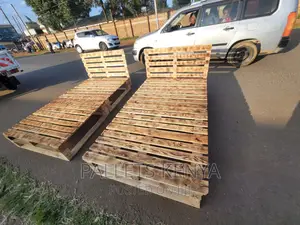 Pallet Bed- 4*6 Blazed Pallet Bed. (#FD16)