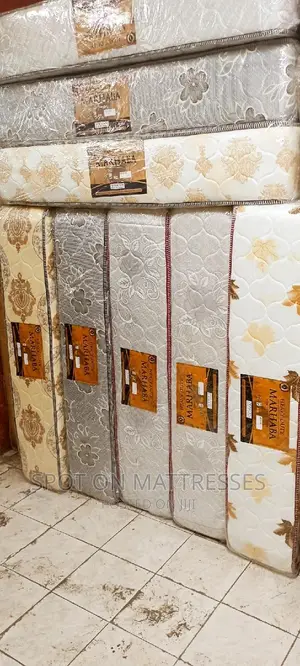 5*6 (Queen Size) HD 10inch Foam Mattresses- 5years Warranty