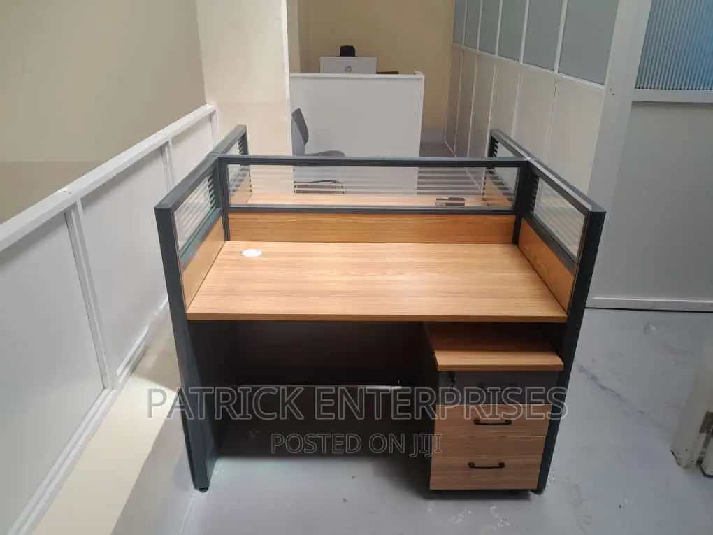 Executive Imported Morden 2 Way Workstation