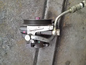 Power Steering Pump for Toyota Starlet 91,100, 4E Engine