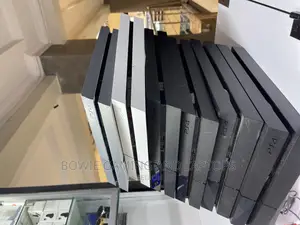 Ps4 Standard Chipped With 8games