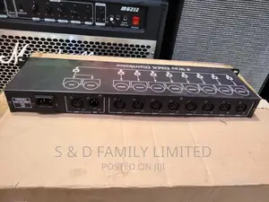 8 Way DMX Lights Distributor