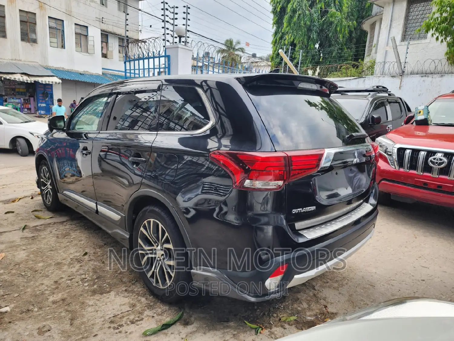 Mitsubishi Outlander 2017 Matt Black
