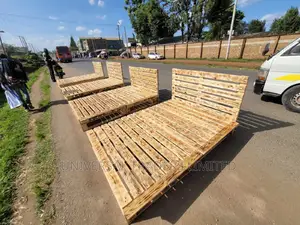 Blazed Pallet Beds - 5x6 Pallet Beds - Pallets Beds