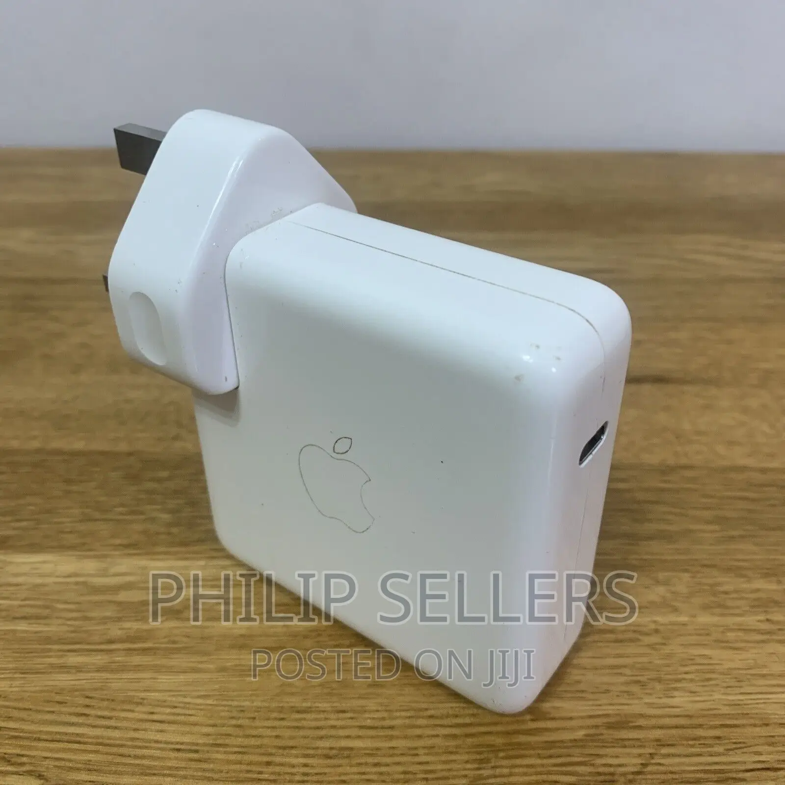 Apple 87W USB-C Macbook Pro Air Power Adapter Charger Wit