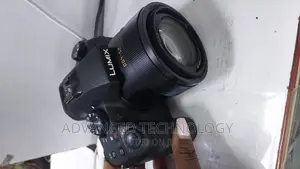 Lumix/Panasonic FZ2500 With Lense
