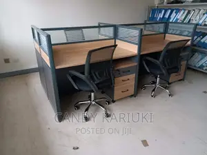 Spacious 4 Way Office Workstation