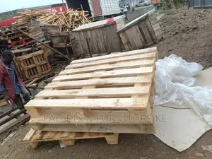 Storage Wooden Pallets 067