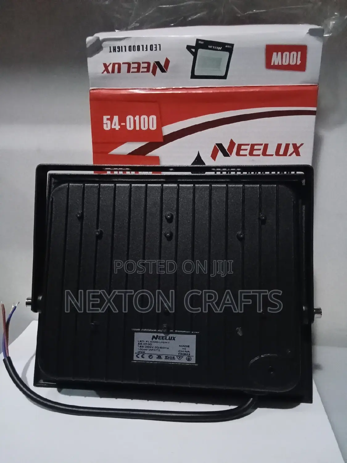 100 Watts High Power AC Outdoor LED Flood Light 100W