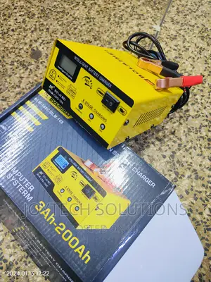 Intelligent Eight Stages BATTERY CHARGER