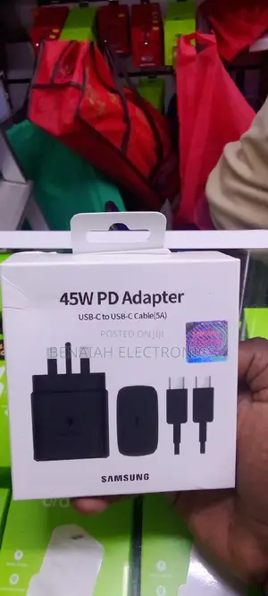 45 W Adapter Charger.Usb-c to Usb-C Cable