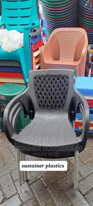 Black Plastic Chairs With Metallic Silver Legs