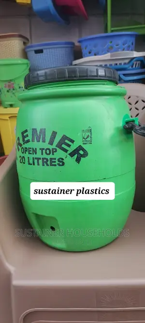 20 LTRS Tanks With Tap