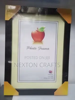 A4 Photo Frame Black