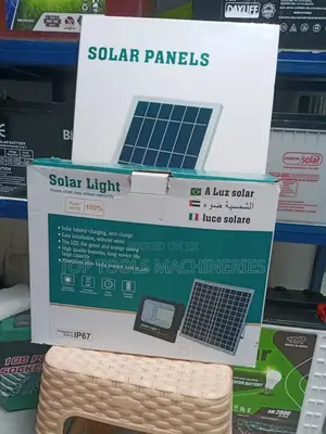 200 Watts Solar Light With Floodlight
