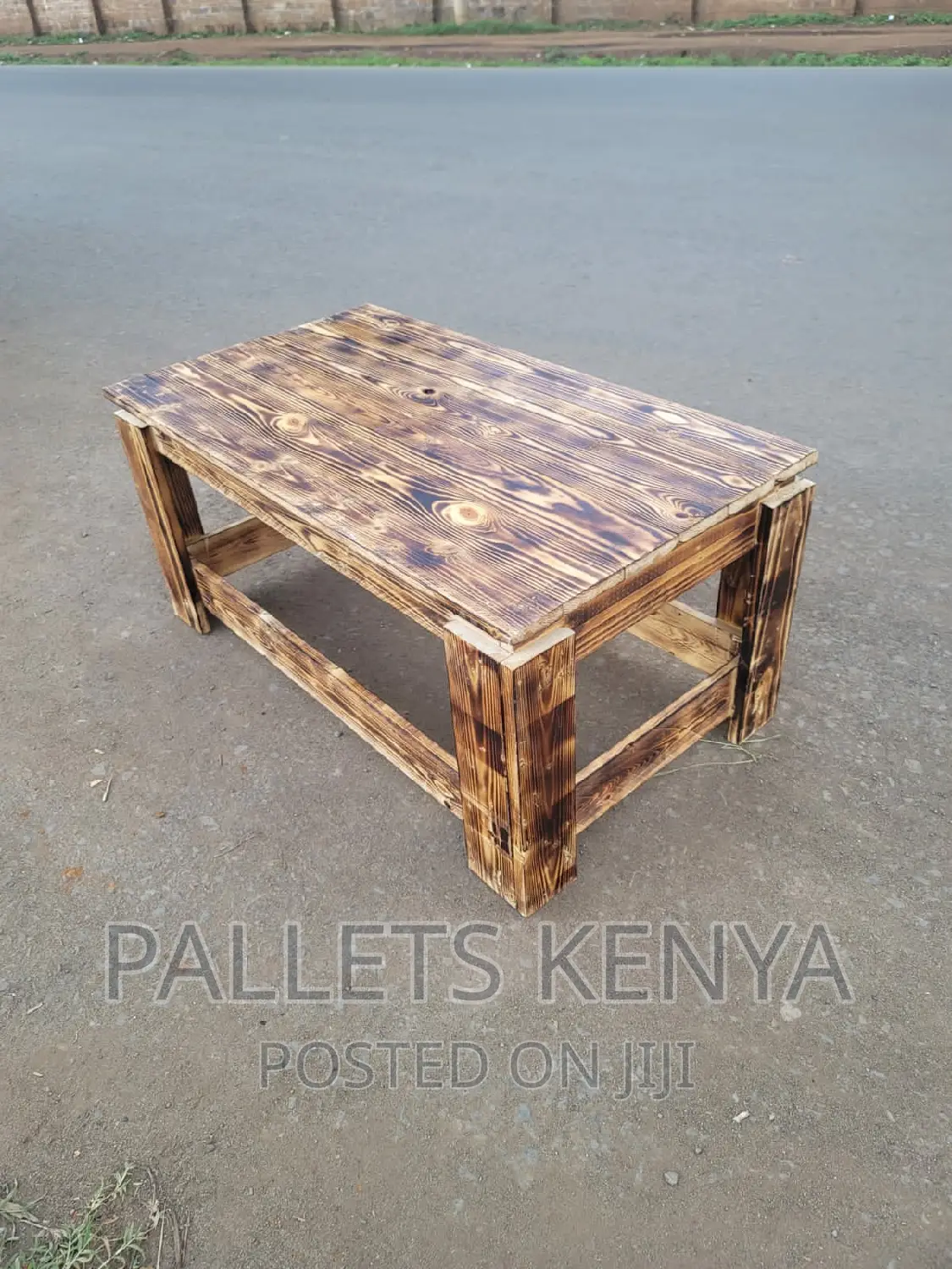 Pallet Coffee Table. (V01)