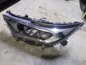 Toyota RAV4 2020 Headlight