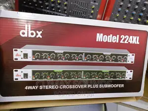 Crossover DBX 224xl